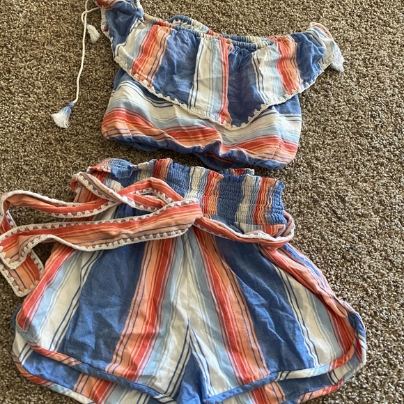 Saylor Shorts & Top Set - Picture 2 of 6